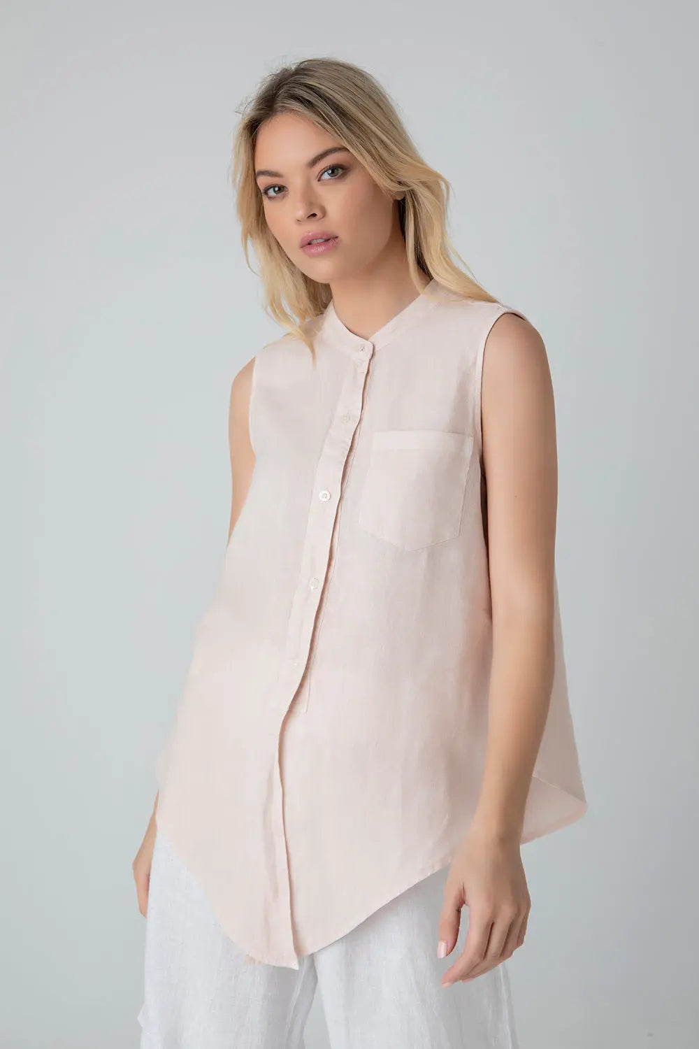 Sleeveless Linen Shirt NIMAconcept